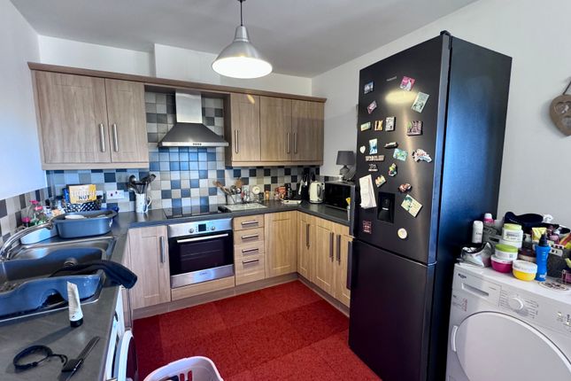 19, Underwood Court, Glenfield photo 2