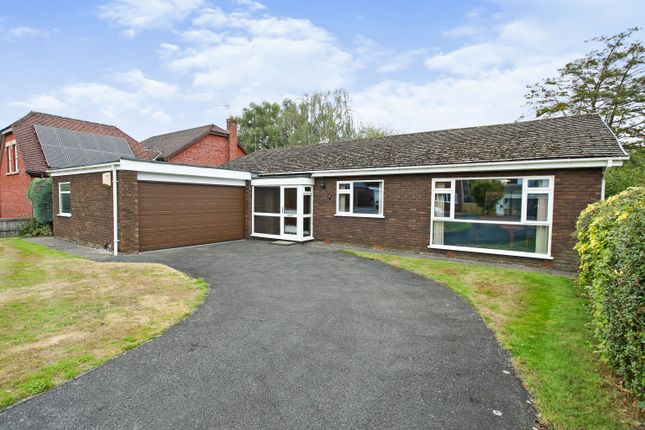 Thumbnail Bungalow for sale in Edgeway, Wilmslow, Cheshire