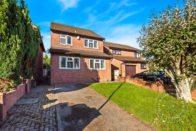 3-bed detached on Deepwood Close, Cardiff, £315,000