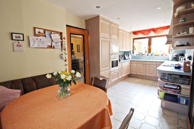 2, Bryn Creigiau, Pontyclun photo 4