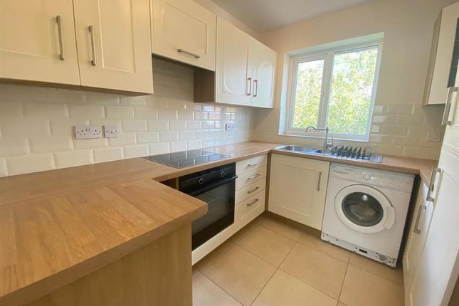 64, Caslon Crescent, Stourbridge photo 5