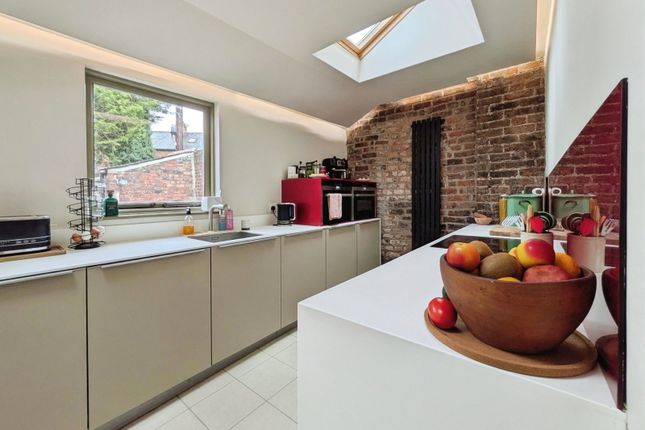 18, Bridge Terrace, Carlisle photo 2