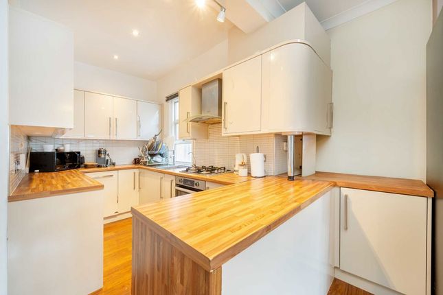 3A, Neeld Crescent, London photo 3