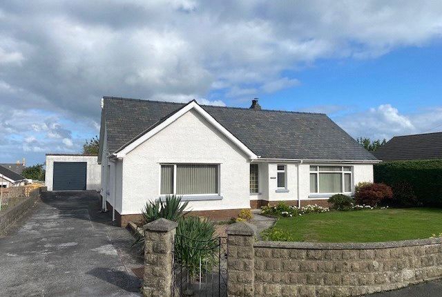 Thumbnail Bungalow for sale in Heol Yr Ogof, Aberporth, Cardigan