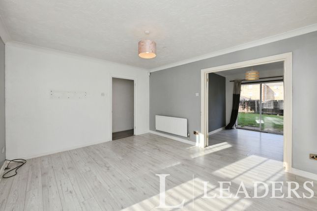 2, Victoria Gate, Harlow photo 3