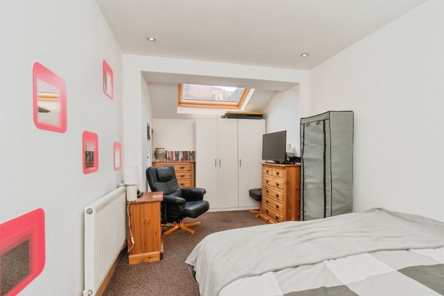 6, Stonecrop Drive, Castleford photo 4