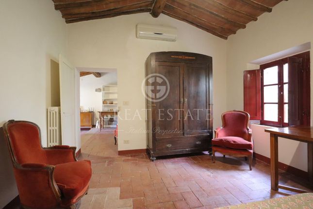 Villa for sale in Castelnuovo Berardenga, Siena, Tuscany