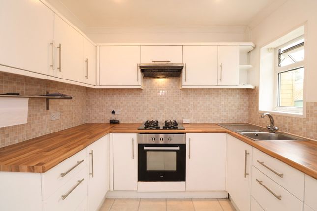 14, Somerdale Walk, West Yorkshire photo 2