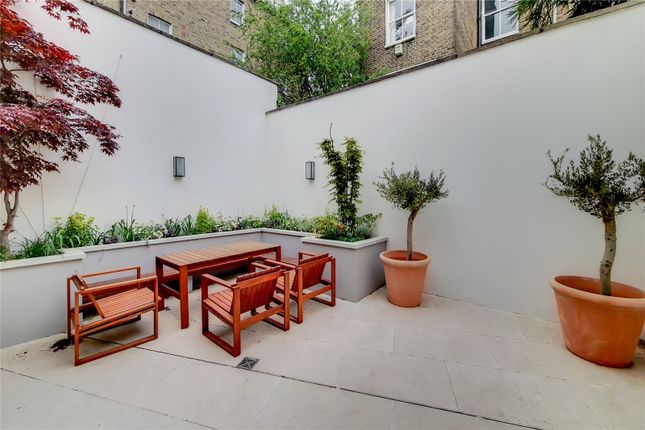 Property to rent in Elnathan Mews, Little Venice