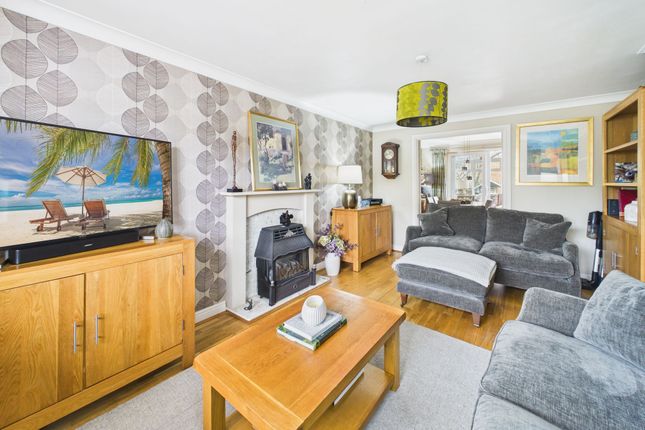 19 Calke Avenue, Sutton-In-Ashfield photo 4