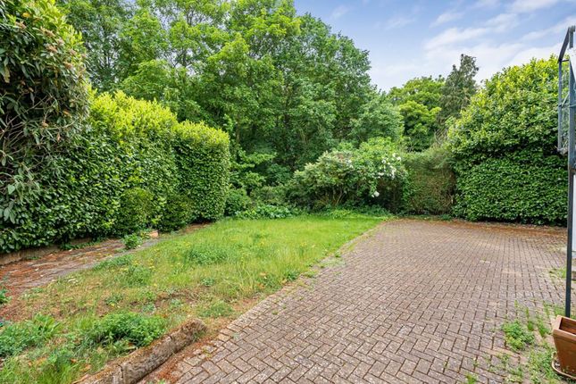53 Walton Road, Ware photo 4