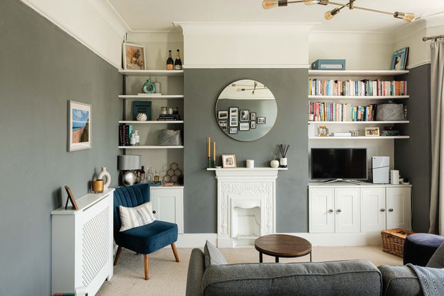 15B, Northwood Road, London photo 3