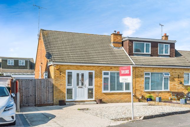 Thumbnail Bungalow for sale in Weedon Road, Swindon, Wiltshire