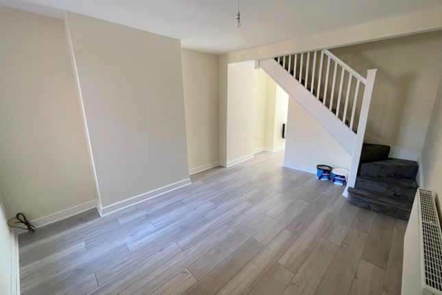 297, Saffron Lane, Leicester photo 5