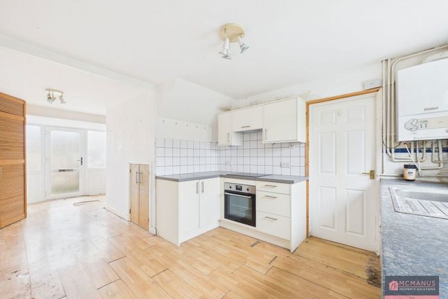 108, Gonville Crescent, Stevenage photo 3