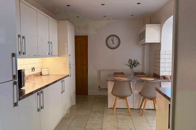 35, Pemberton Road, Llanelli photo 5