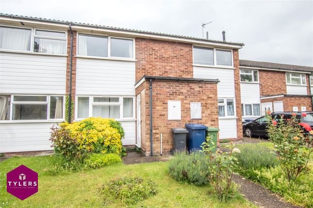 Thumbnail Flat for sale in Glenmere Close, Cambridge, Cambridgeshire