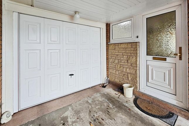 63, Ox Hey Drive, Biddulph photo 4