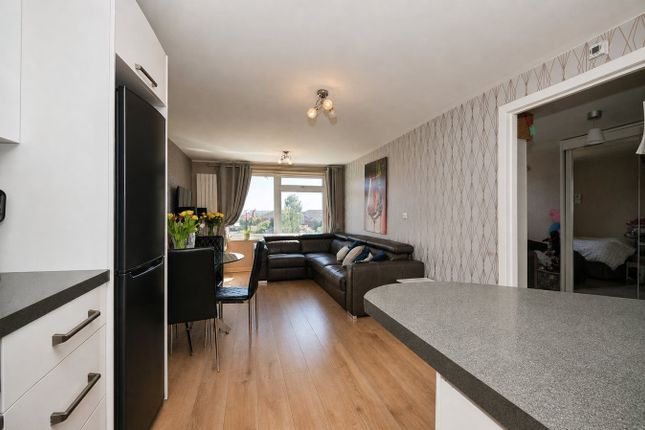12 Brunswick Court, Rawdon Drive, Hoddesdon photo 4