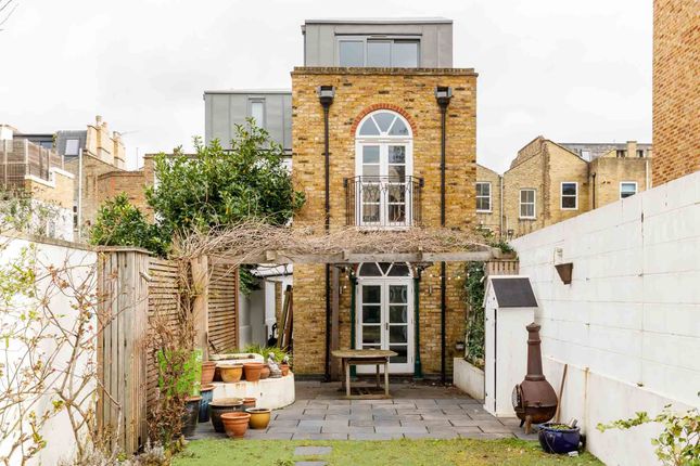 Thumbnail Detached house to rent in Barbauld Road, London