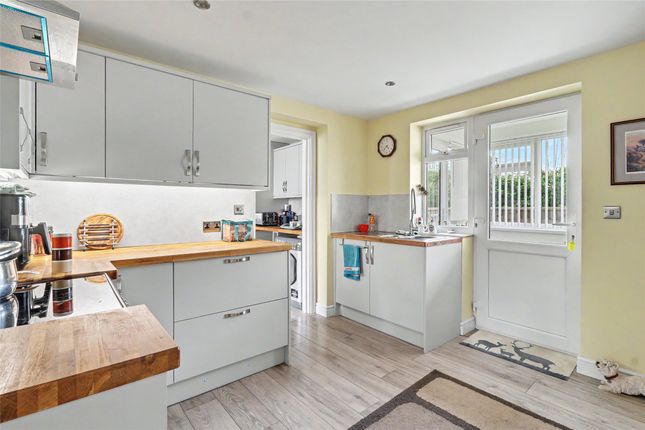 Swallowsrest, 1, White Hart Close, Barnstaple photo 4