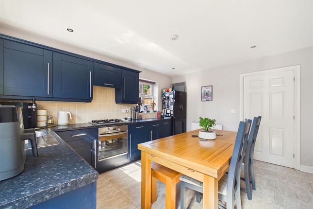 4, Fair View Close, Gilberdyke photo 4