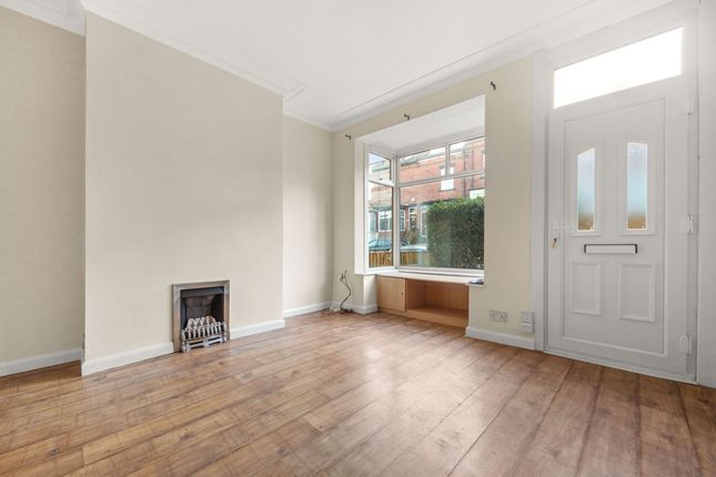 5 Aston View, Leeds photo 5
