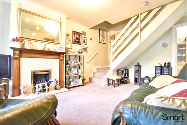 6, Canberra Close, Exeter photo 2