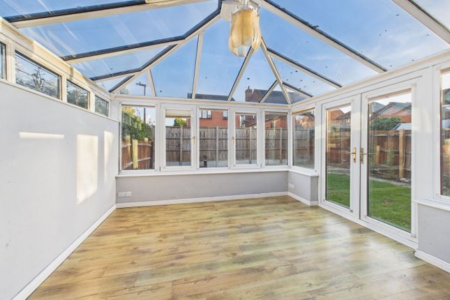 Azalea Road, Weston-Super-Mare photo 3