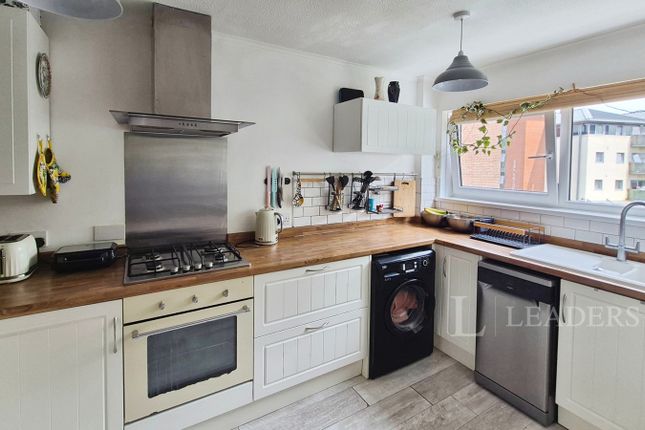 Flat 16, Ramillies House,, Bishopsfield Road, Hampshire photo 3