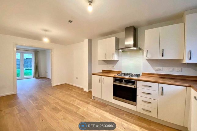 Bowthorpe Drive, Brockworth, Gloucester photo 2
