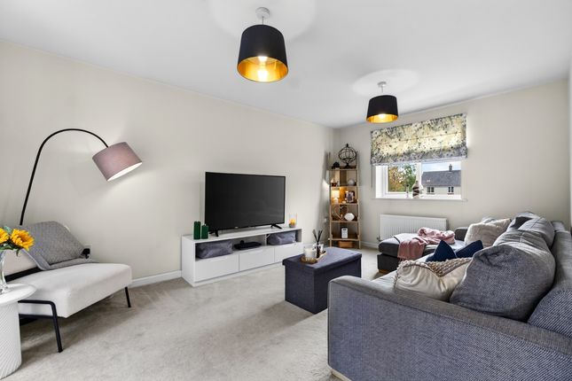 25 Orchard Vale, Hereford photo 2