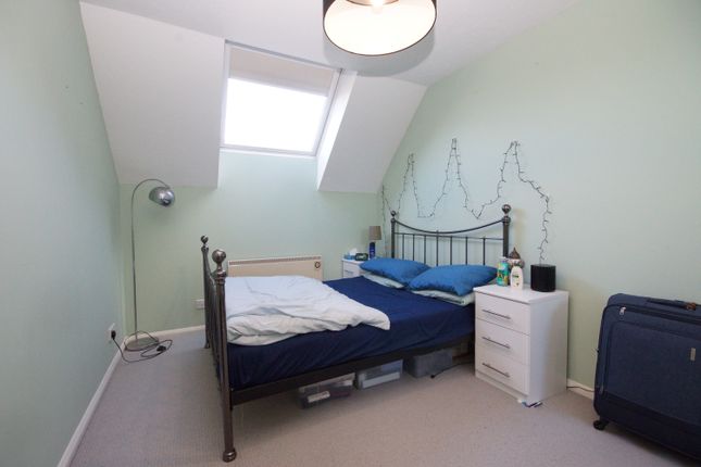 Granville Place, Pinner photo 5