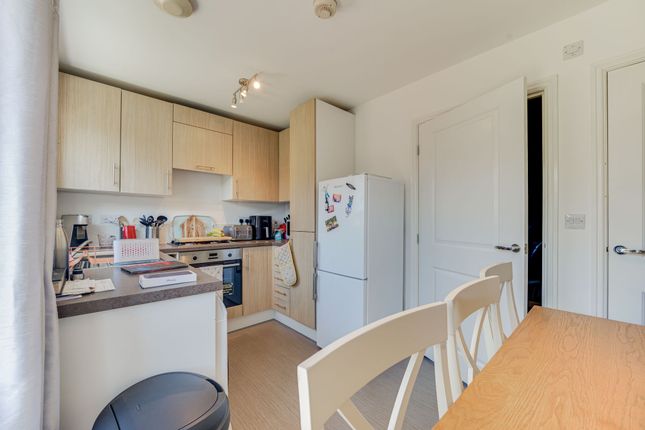 8 Elbourne Drive, Stoke-On-Trent photo 4