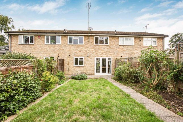 Terraced house to rent in Aplins Close, Harpenden