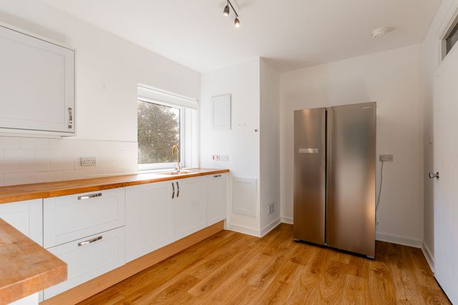 10 Norwood Park, Glasgow photo 4