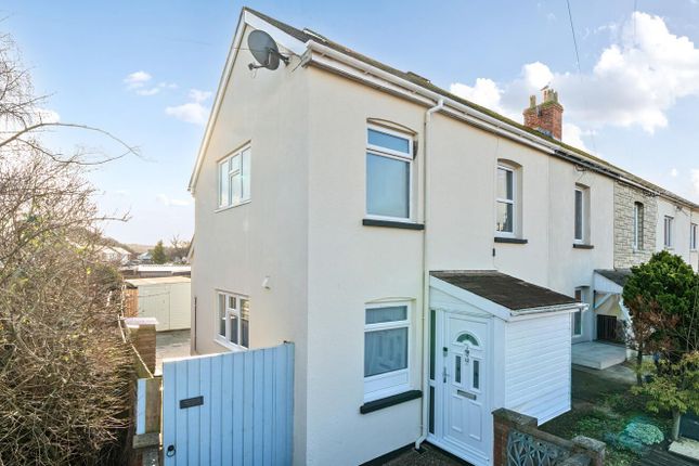 2-bed house on 12, Wethered Close, Tiverton, £215,000