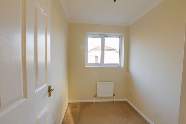 Terraced house to rent in Goddard Close, Maidenbower