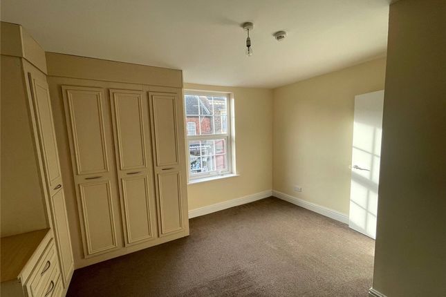 Flat to rent in Middle Street South, Driffield, East Riding Yorkshire