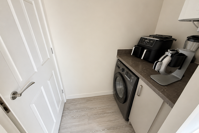 4, Mowbray Drive, Leicester photo 5