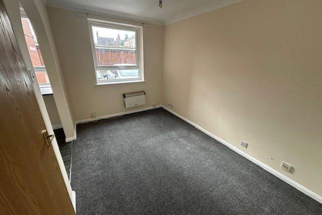 Princes Court, Kettering photo 3