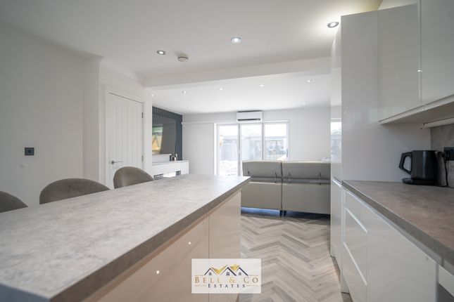 24, Ashby Drive, Sheffield photo 4