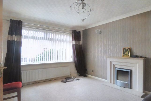 Terraced house to rent in Barker Avenue North, Sandiacre, Nottingham