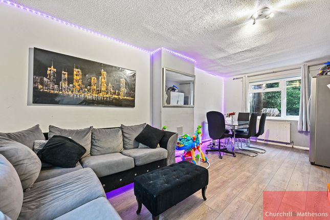 7, Chadwick Road, London photo 2