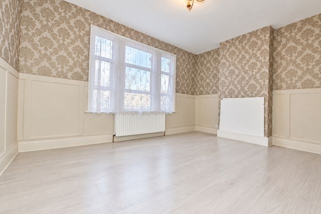 334a, Katherine Road, London photo 2