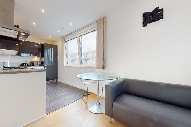 Thumbnail Flat to rent in Provost Street, London