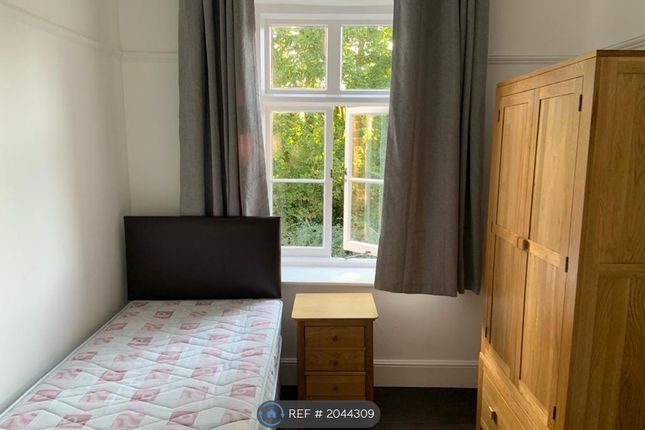 Room to rent in Ash Priors, Taunton