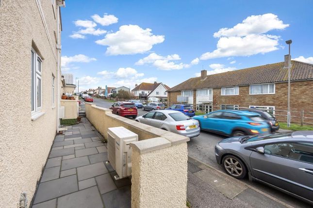 Flat for sale in Broomfield Avenue, Telscombe Cliffs, Peacehaven