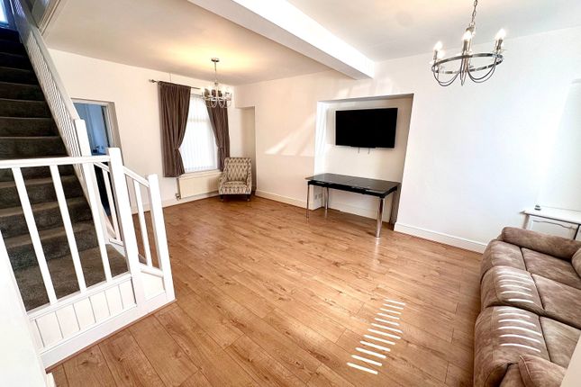 32, Inkerman Street, Swansea photo 3