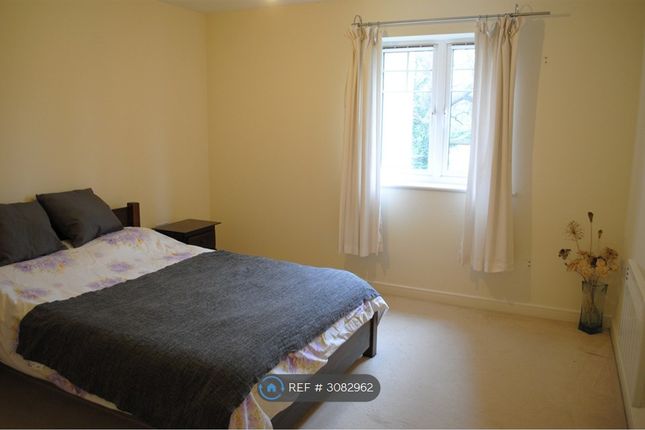 Nursery View House Schoolgate Drive, Morden photo 2